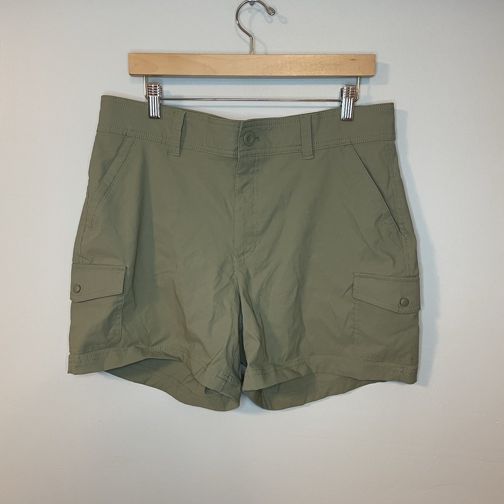 Eddie Bauer Cargo Shorts Womens 16 Olive Green‎ Utility Pockets
